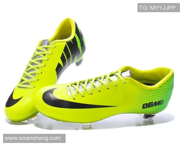 球星们都穿什么足球鞋？揭秘足坛顶级球员的鞋履选择与背后故事