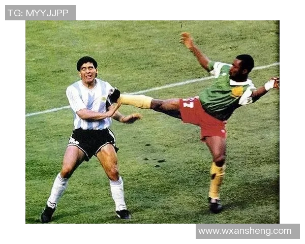 被球迷批评遭遇争议的足球球星精彩瞬间集锦